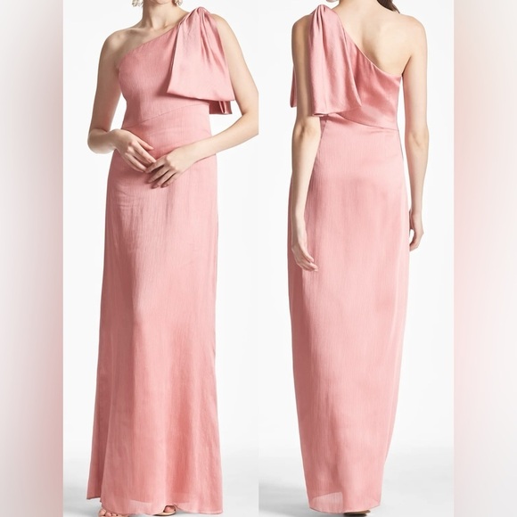 Sachin + Babi Dresses & Skirts - NWOT Sachin & Babi Chelsea One Shoulder Bow A-line Gown rogue size 4
